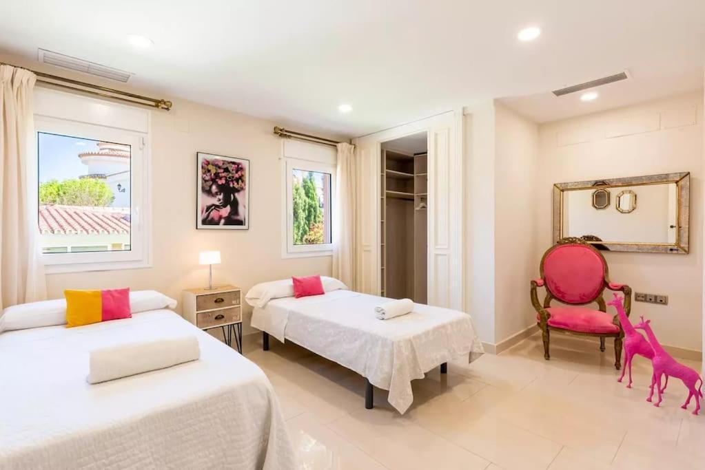 Ohana Luxury Villa With Heated Pool Malaga Luaran gambar