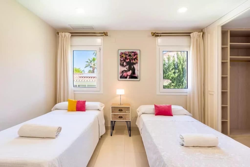 Ohana Luxury Villa With Heated Pool Malaga Luaran gambar