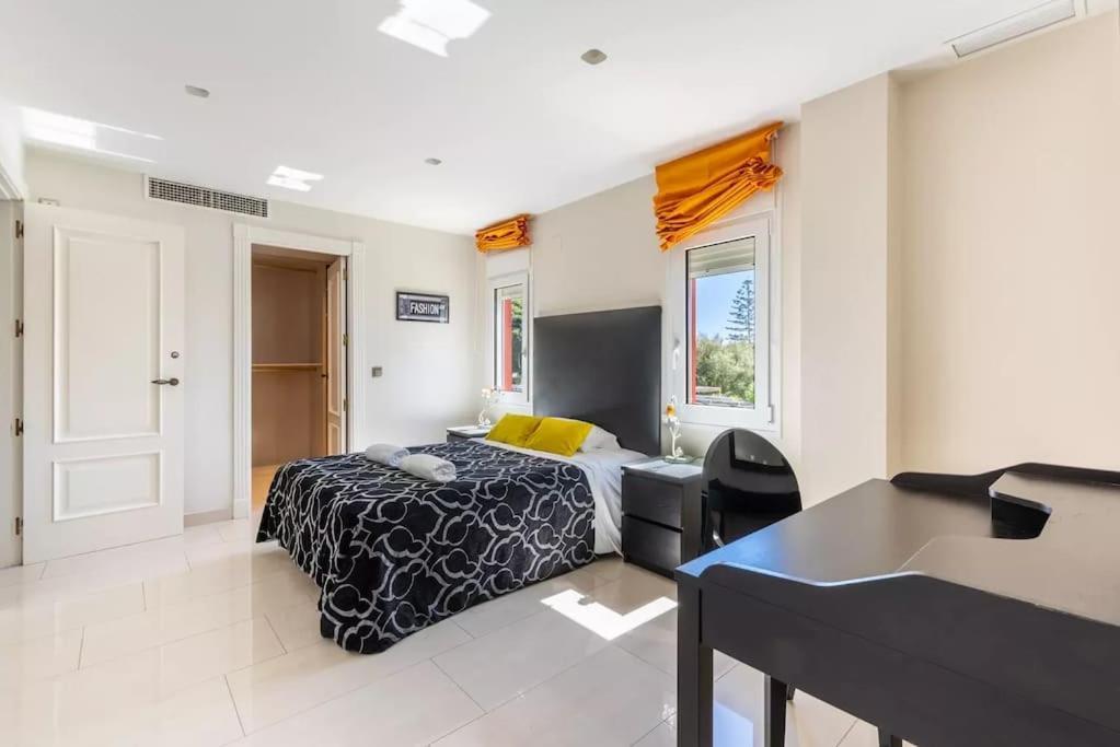 Ohana Luxury Villa With Heated Pool Malaga Luaran gambar